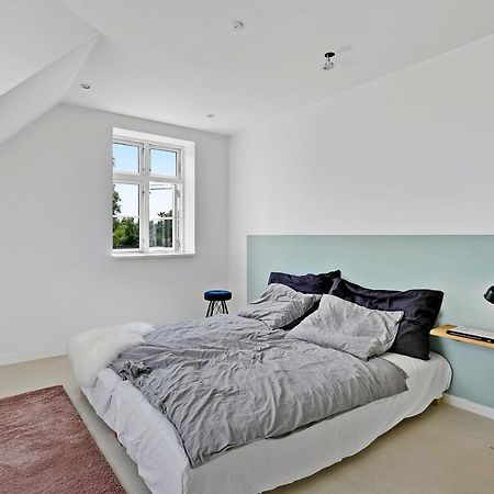 Sunny 1St Floor Apartment Tisvildeleje Bagian luar foto