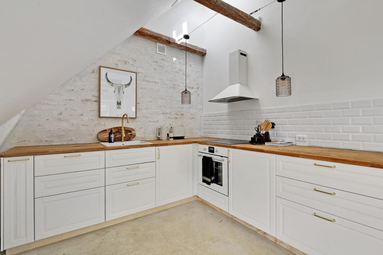 Sunny 1St Floor Apartment Tisvildeleje Bagian luar foto