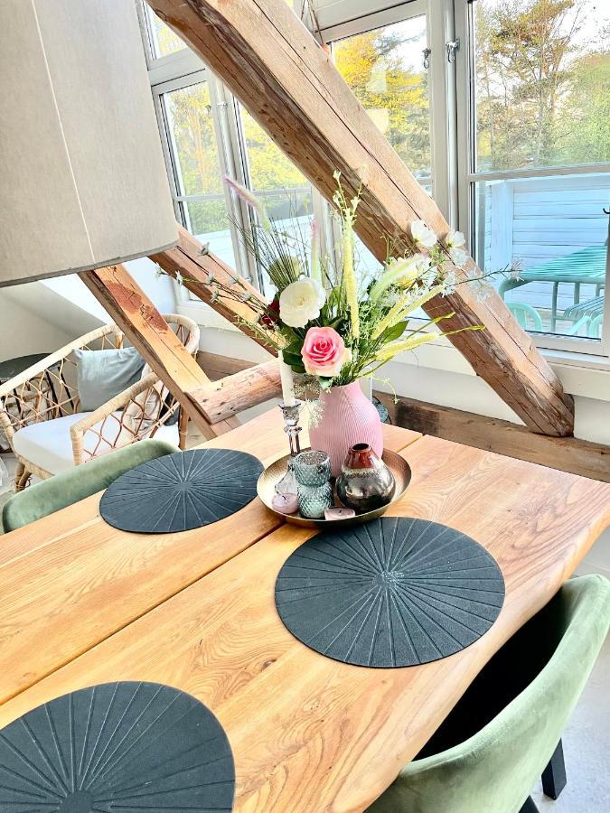 Sunny 1St Floor Apartment Tisvildeleje Bagian luar foto